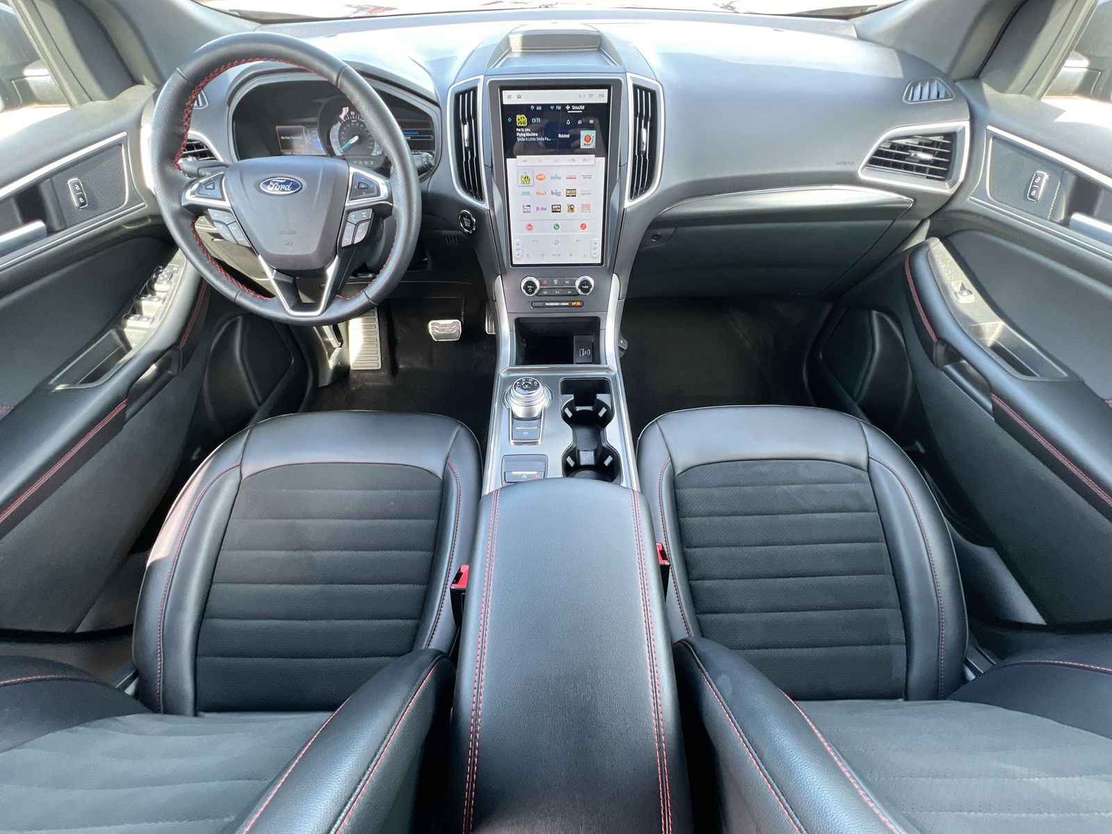 Thumbnail: 2023 Ford Edge - 14