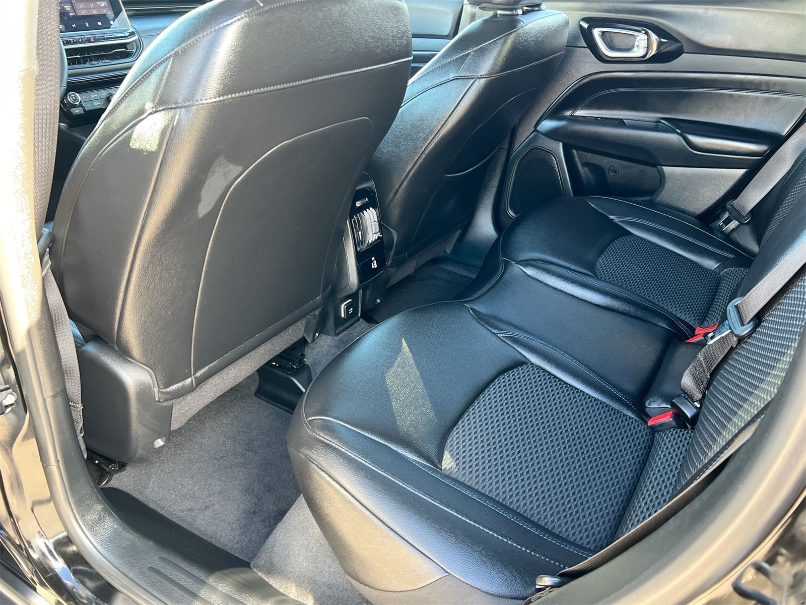 Thumbnail: 2025 Jeep Compass - 19