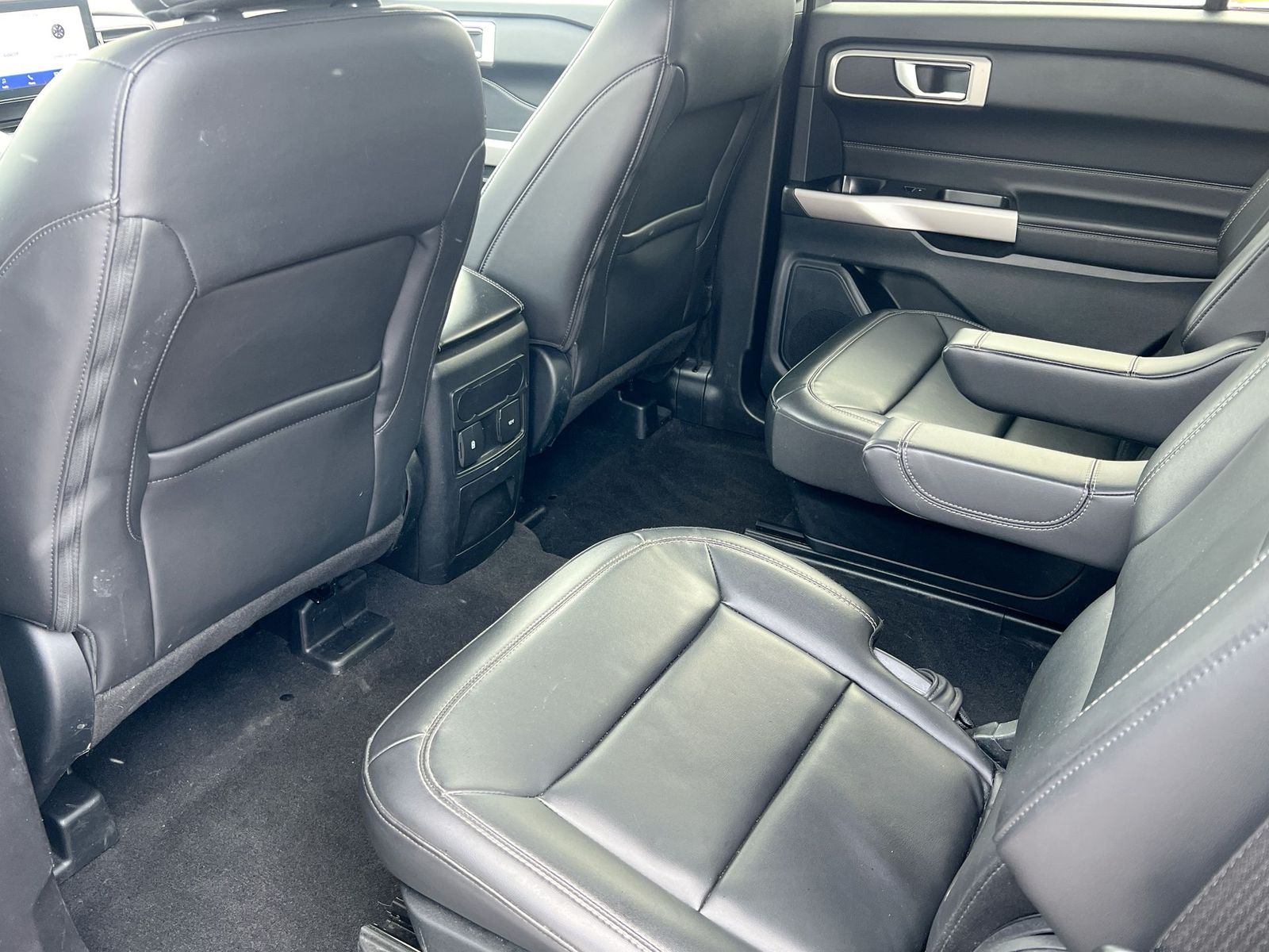 Thumbnail: 2023 Ford Explorer - 18