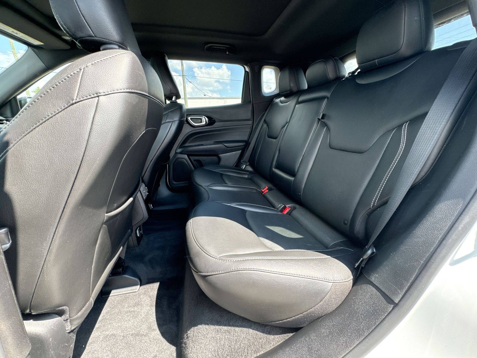 Thumbnail: 2022 Jeep Compass - 19