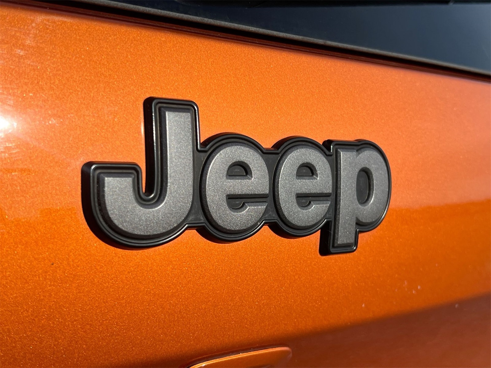 Thumbnail: 2015 Jeep Cherokee - 12