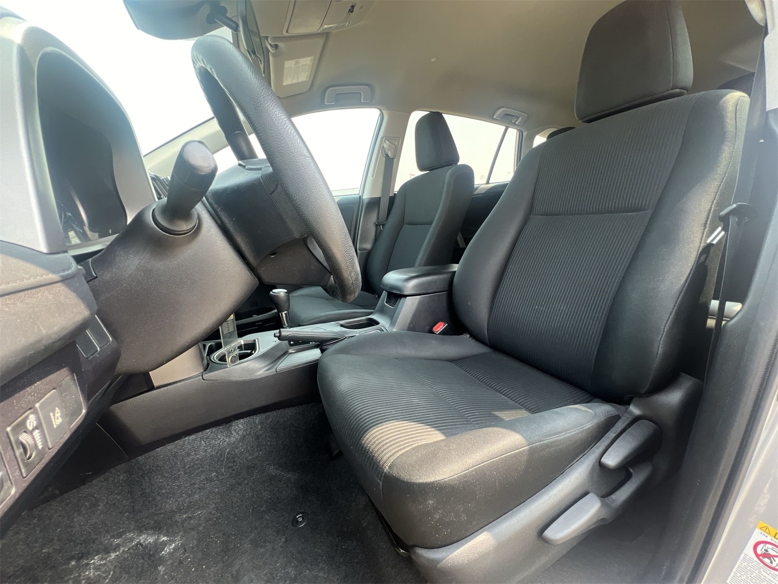 Thumbnail: 2017 Toyota RAV4 - 16