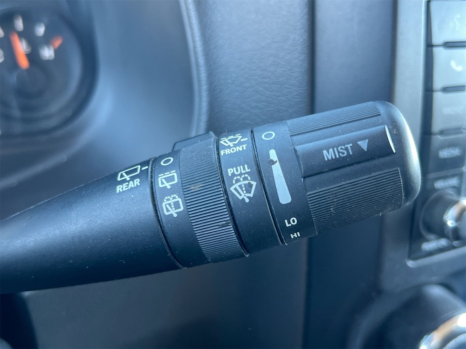 Thumbnail: 2016 Jeep Patriot - 25