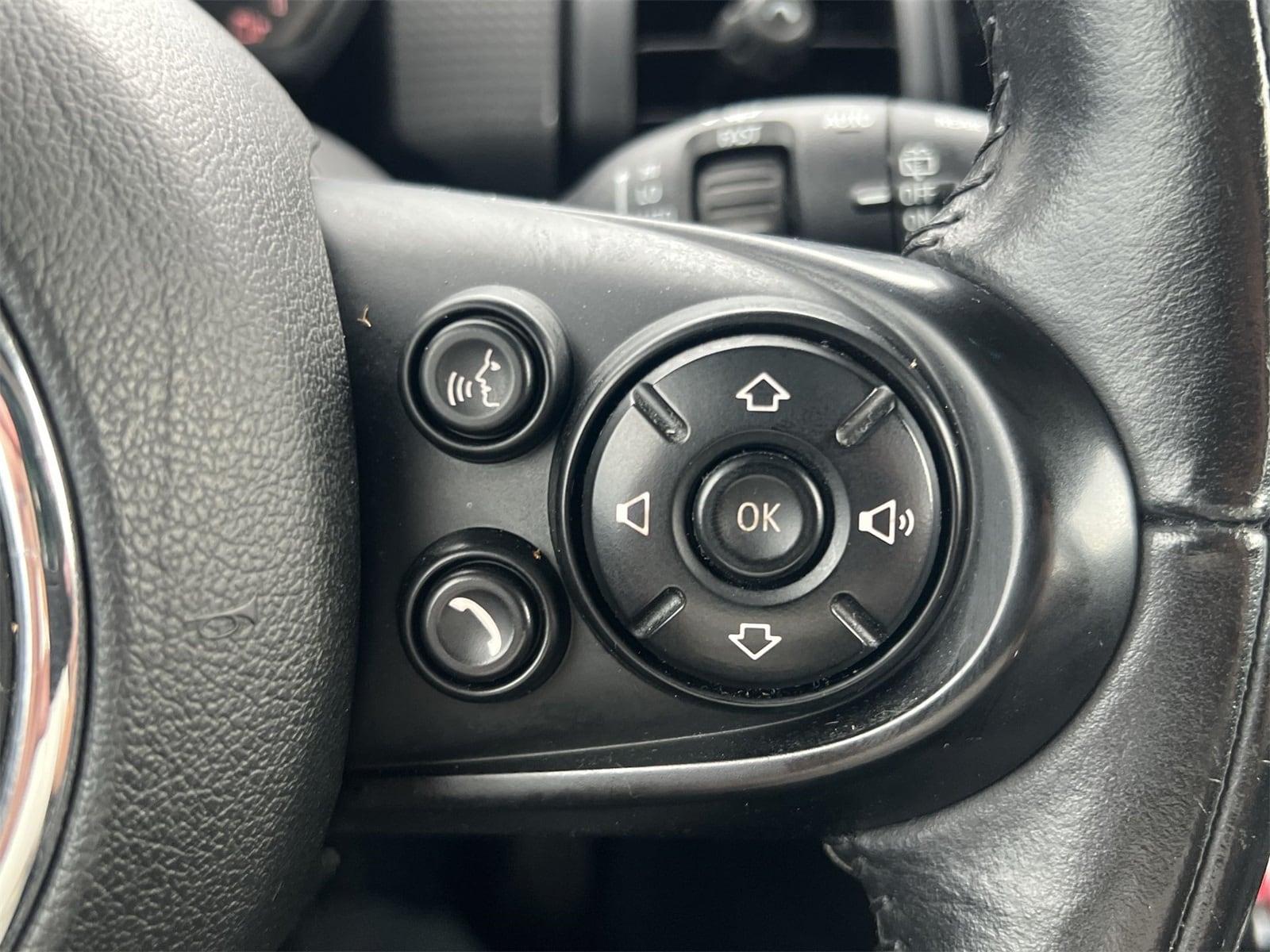 Thumbnail: 2019 MINI Cooper - 24
