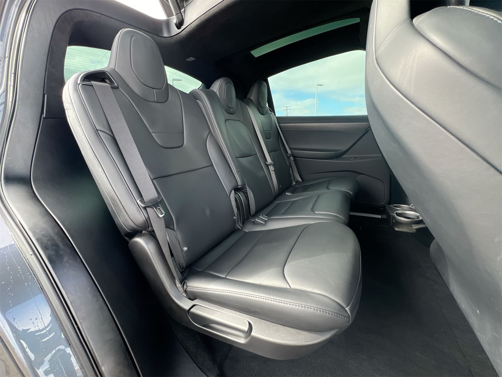 Thumbnail: 2017 Tesla Model X - 20