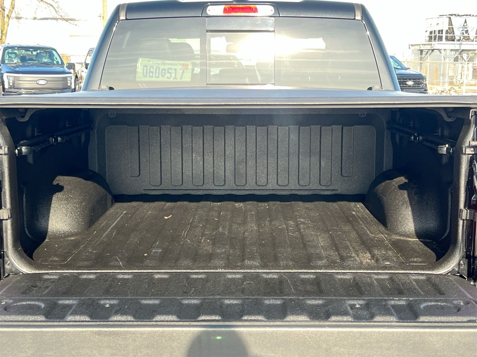 Thumbnail: 2020 RAM 1500 - 32