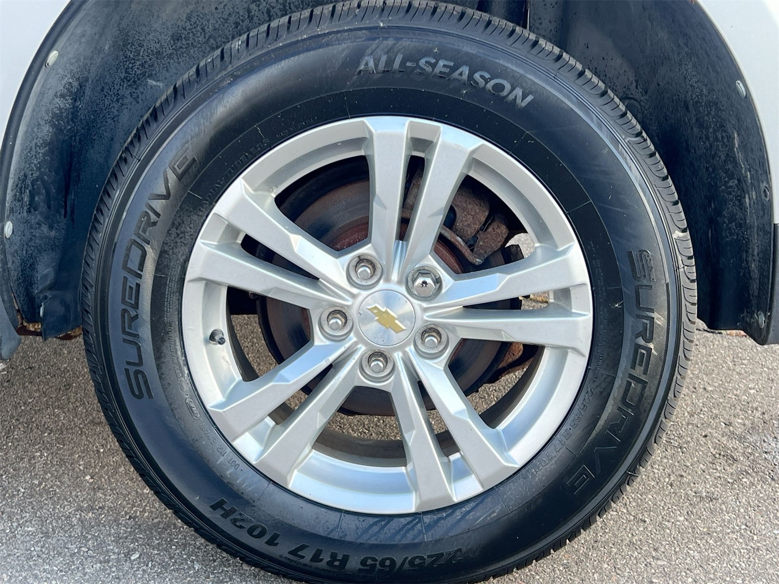 Thumbnail: 2011 Chevrolet Equinox - 14