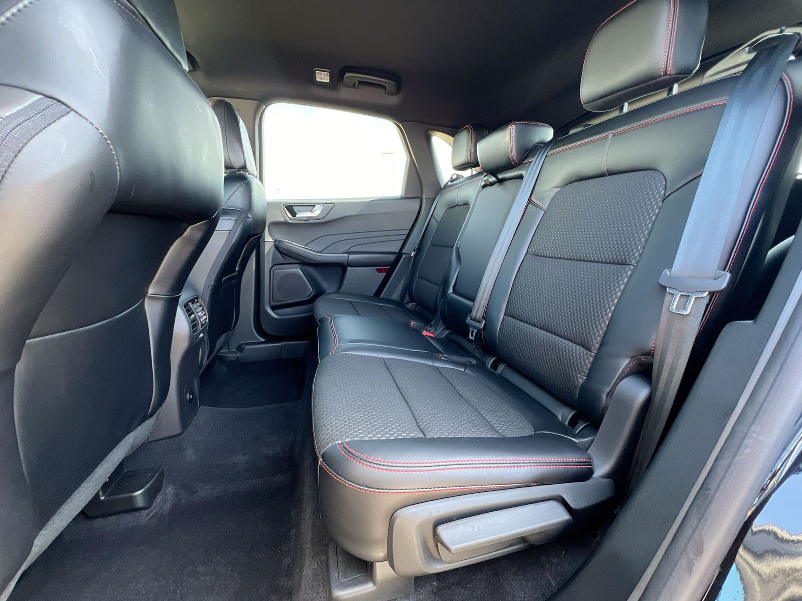 Thumbnail: 2023 Ford Escape - 19