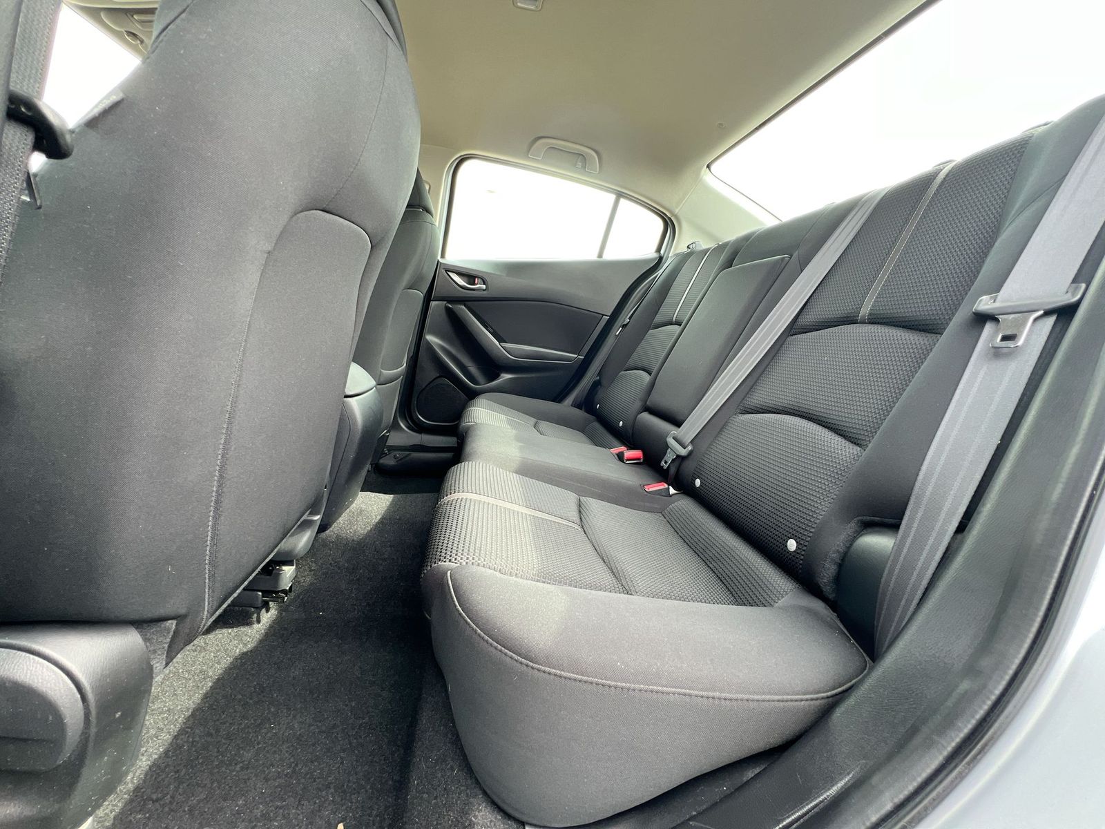 Thumbnail: 2017 Mazda Mazda3 - 19