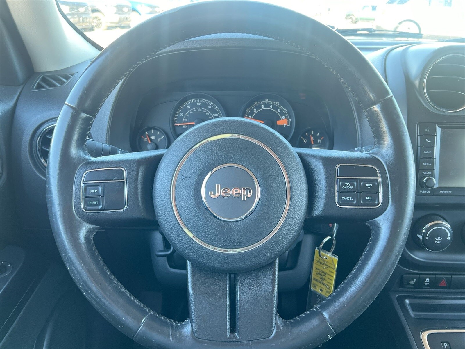 Thumbnail: 2016 Jeep Patriot - 22