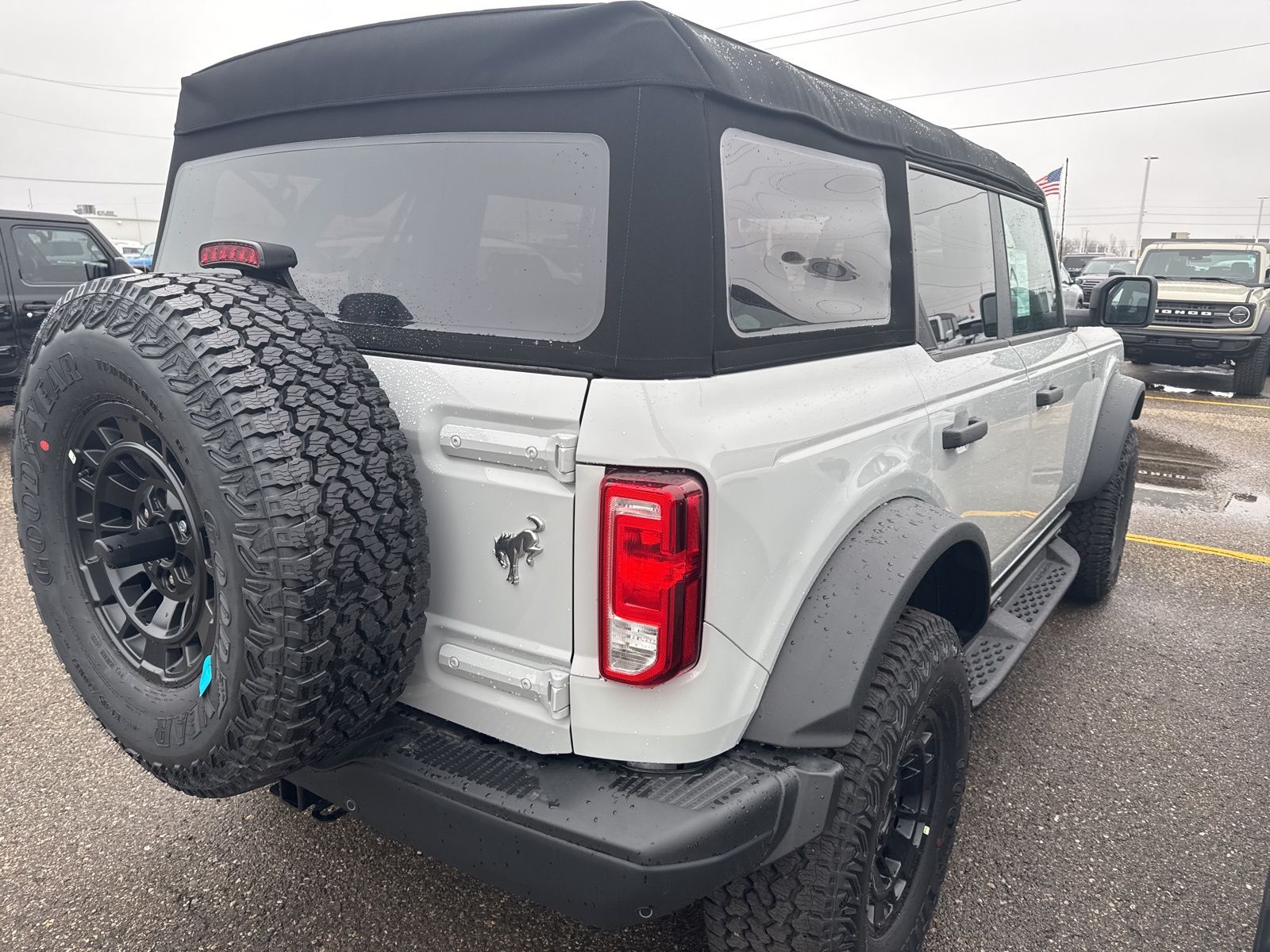 Thumbnail: 2026 Ford Bronco - 10