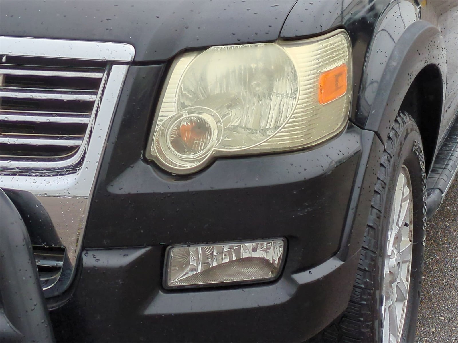 2007 Ford Explorer Sport Trac Limited 11