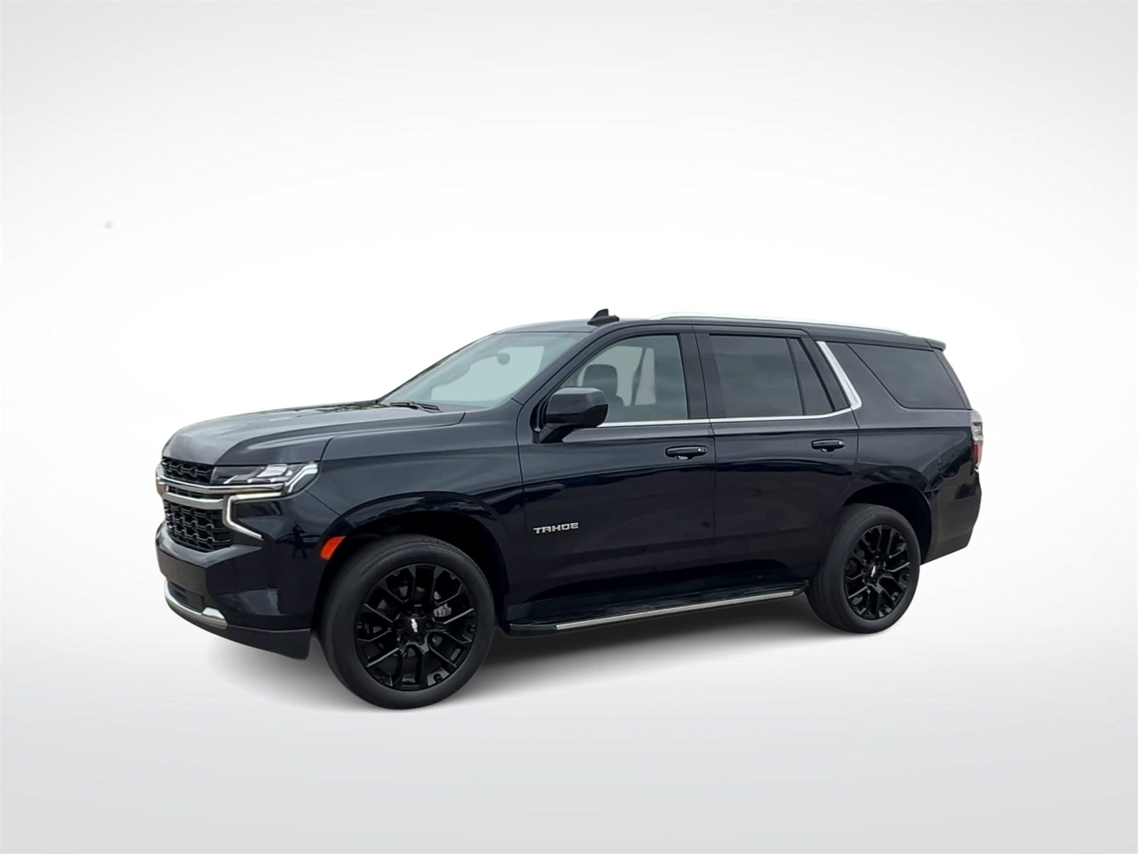 Thumbnail: 2022 Chevrolet Tahoe - 4
