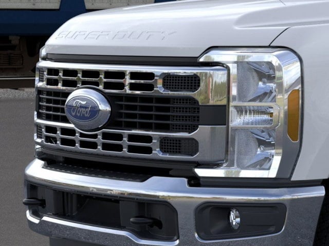 2025 Ford F-350 XLT 17