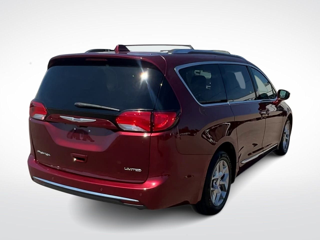 Thumbnail: 2019 Chrysler Pacifica - 8