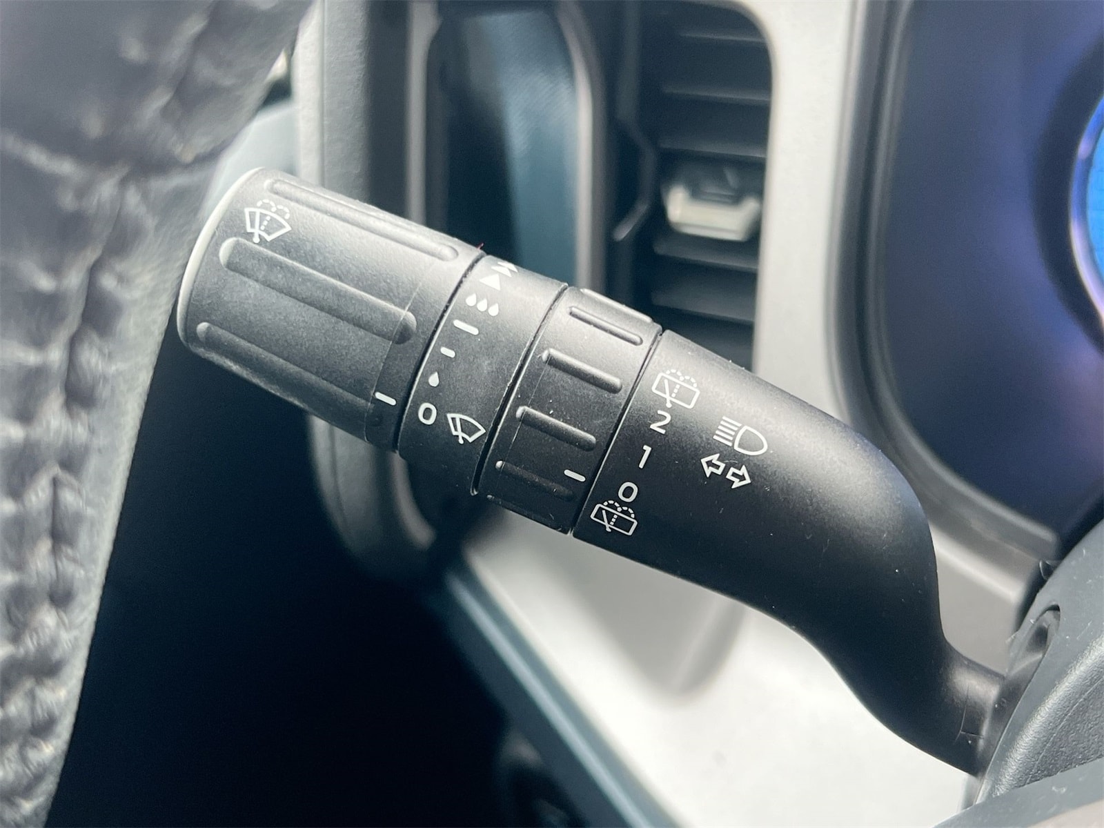 Thumbnail: 2022 Ford Bronco - 26