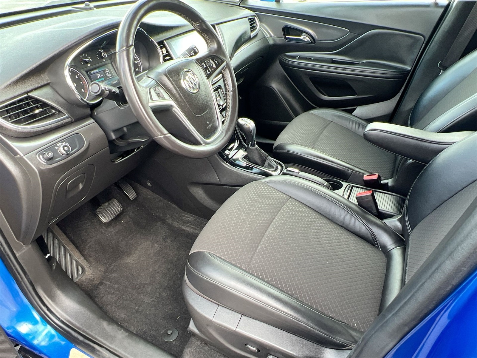 Thumbnail: 2017 Buick Encore - 10