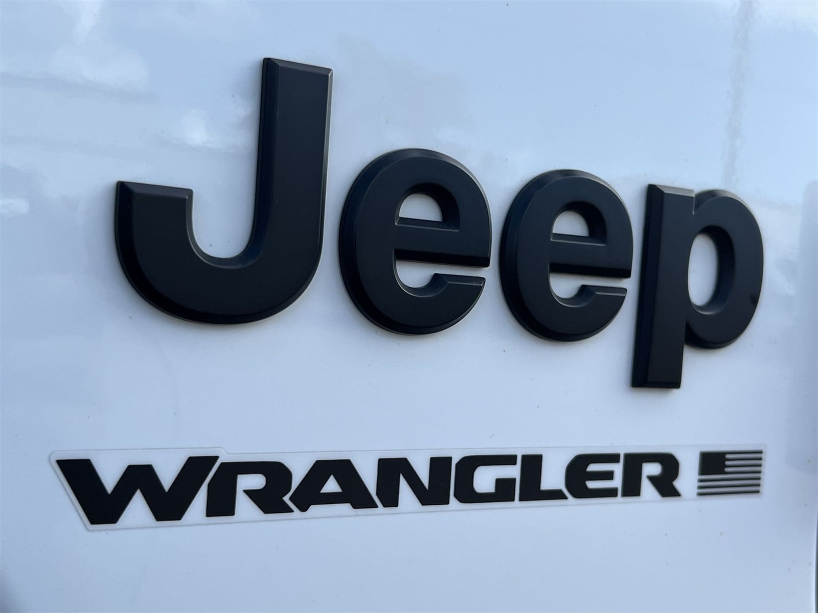Thumbnail: 2023 Jeep Wrangler - 12