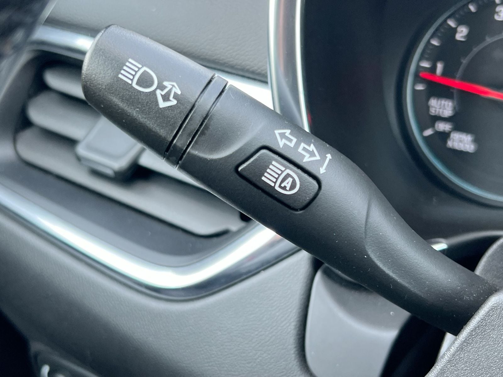 Thumbnail: 2022 Chevrolet Equinox - 26