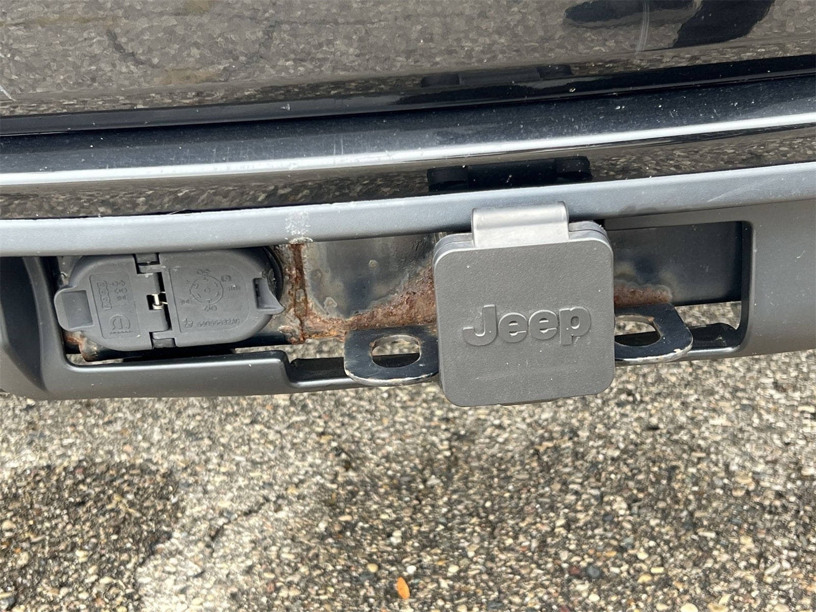 Thumbnail: 2017 Jeep Grand Cherokee - 34