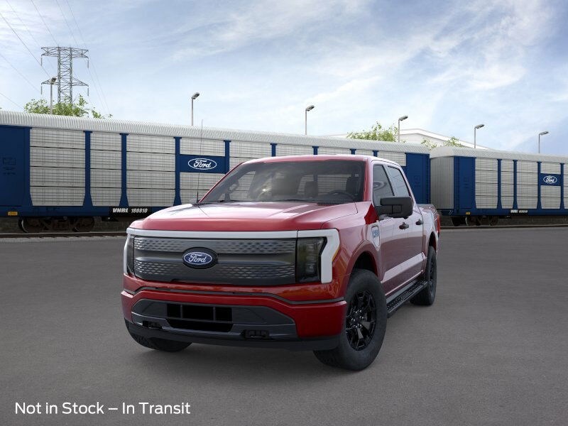 2025 Ford F-150 Lightning XLT photo 2