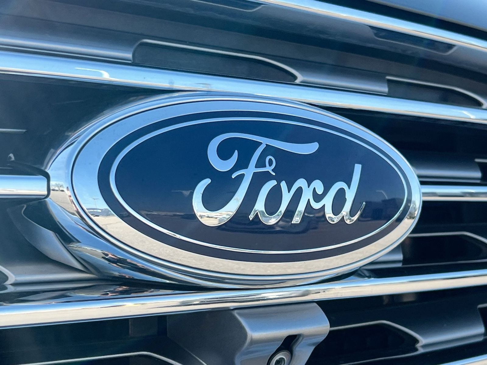 Thumbnail: 2022 Ford Edge - 13