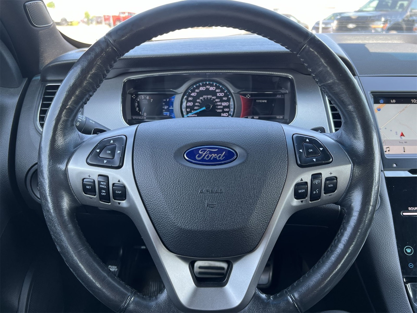 Thumbnail: 2017 Ford Taurus - 22