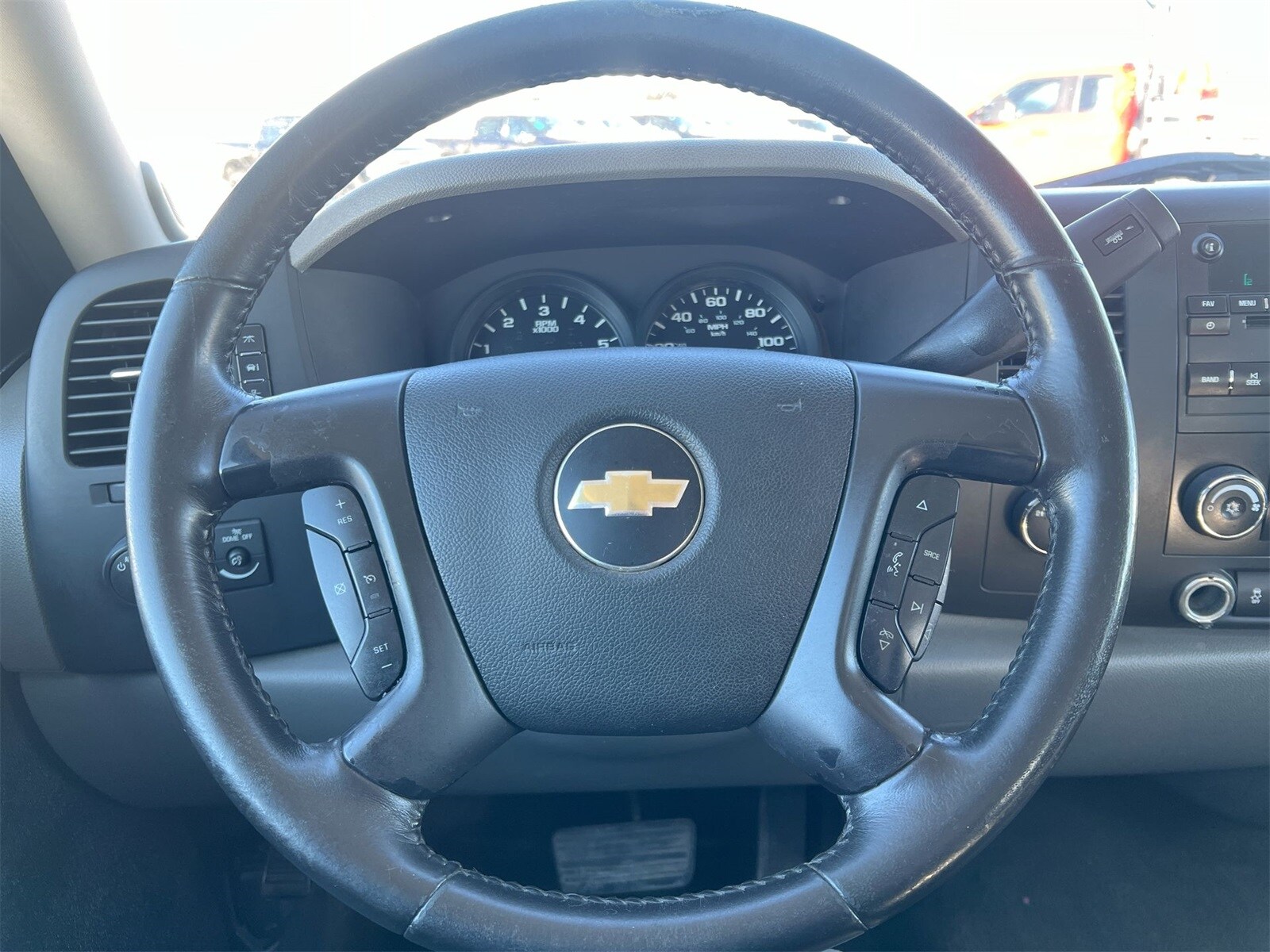 Thumbnail: 2013 Chevrolet Silverado 1500 - 22