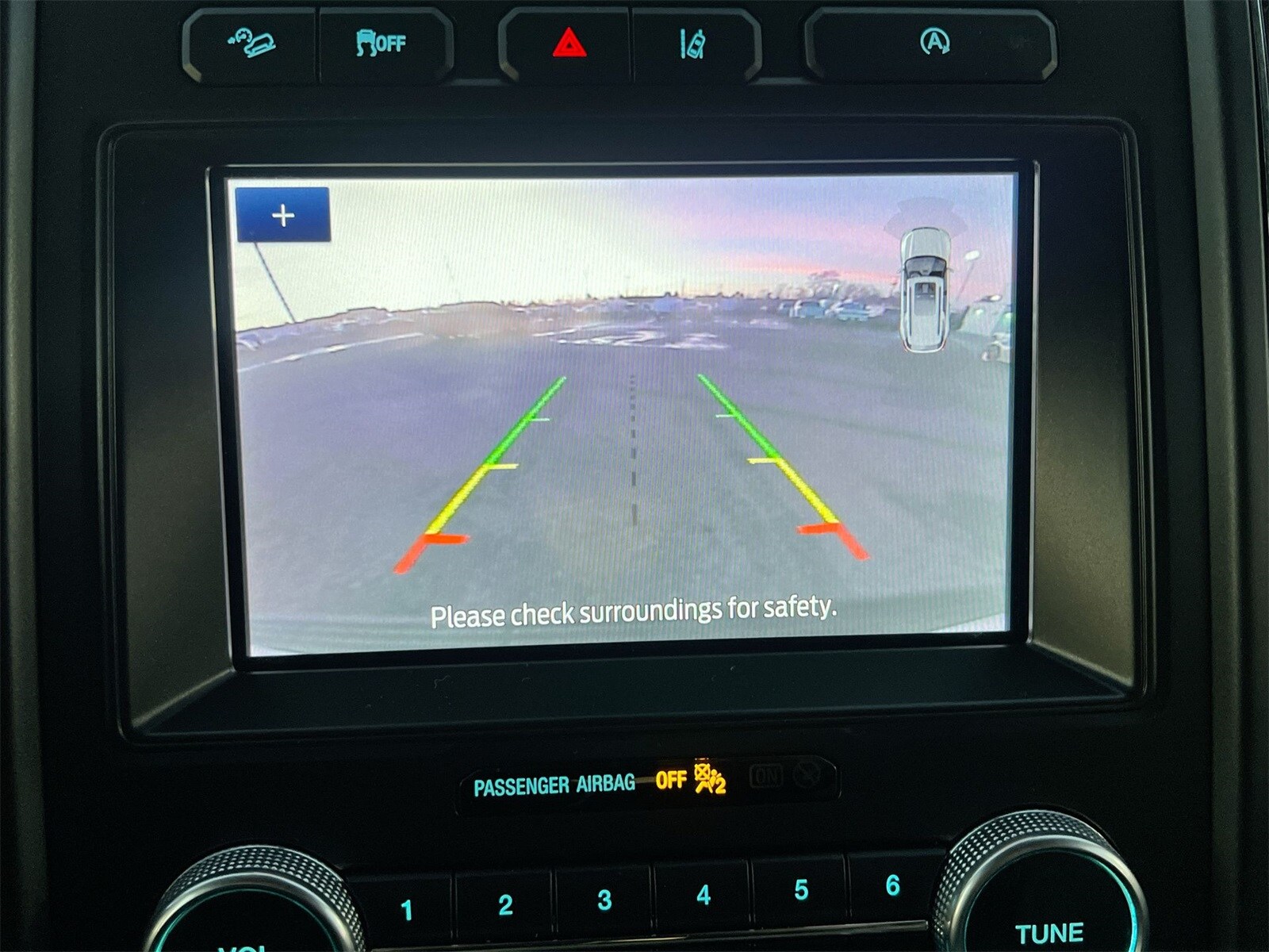 Thumbnail: 2021 Ford Expedition - 27