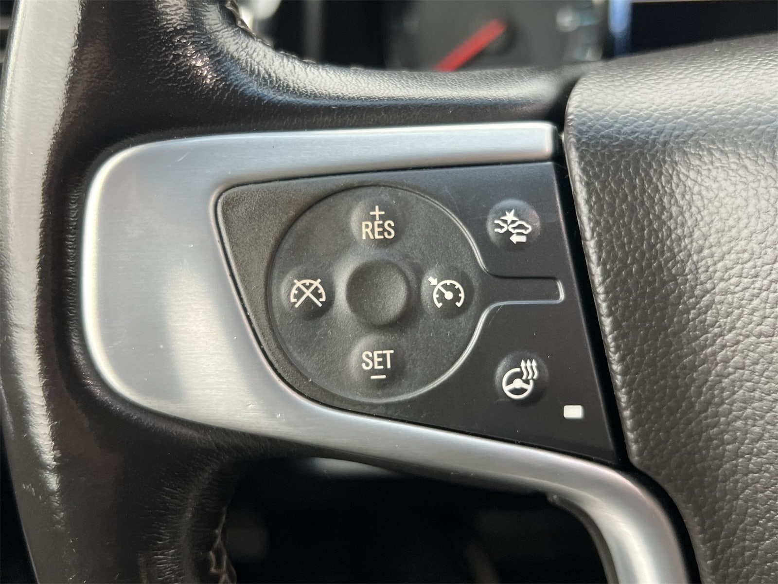 Thumbnail: 2019 GMC Yukon XL - 23