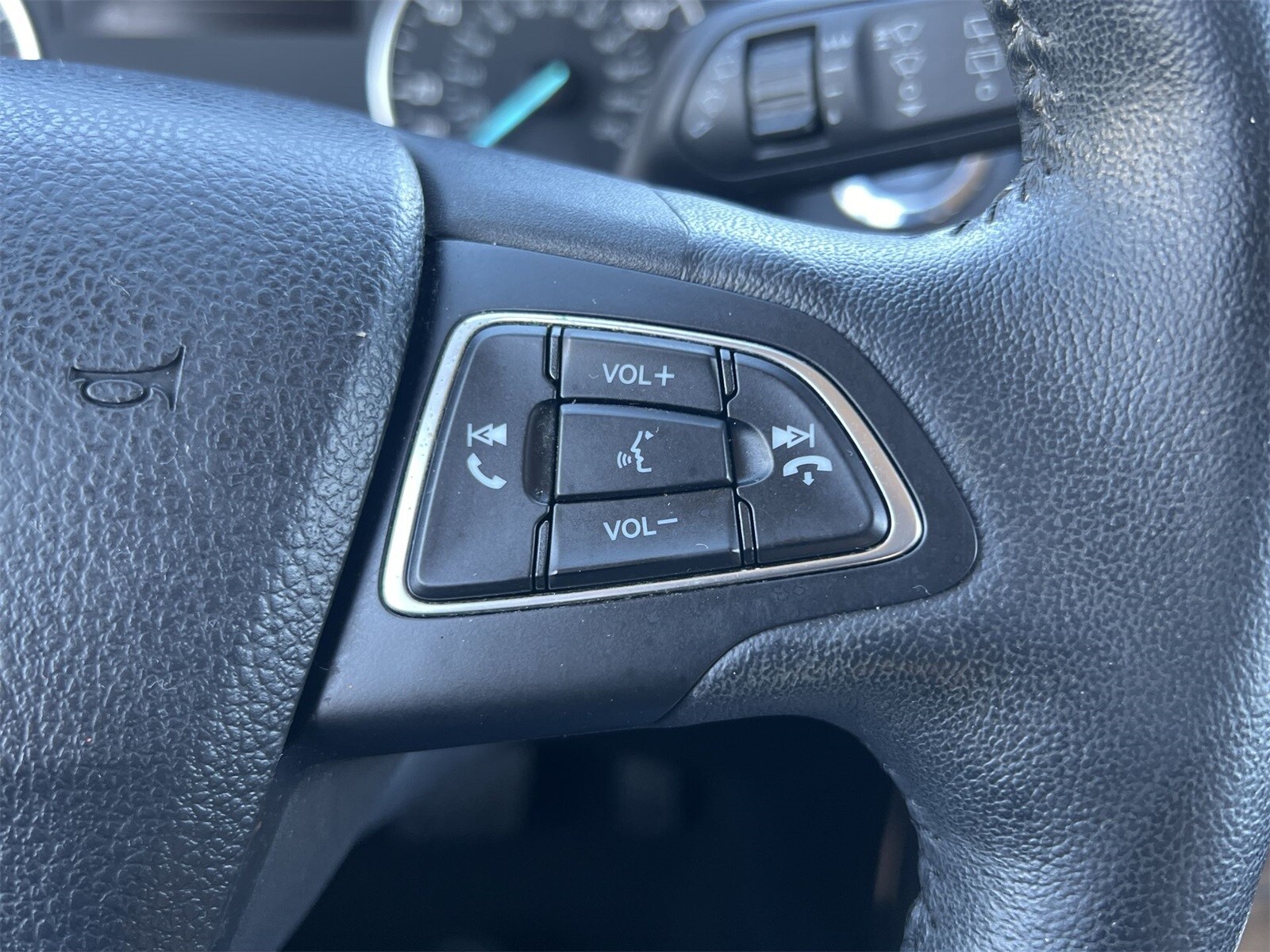 Thumbnail: 2018 Ford EcoSport - 25