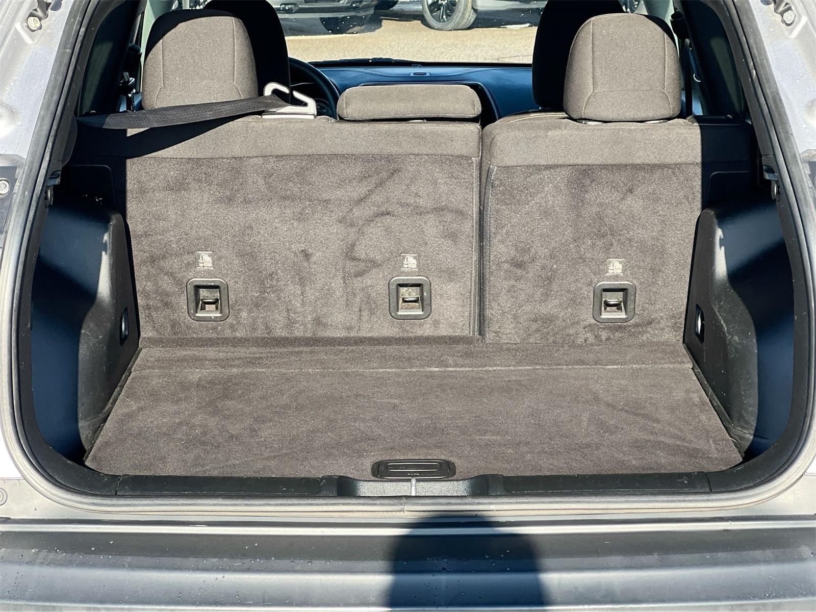 Thumbnail: 2019 Jeep Cherokee - 34