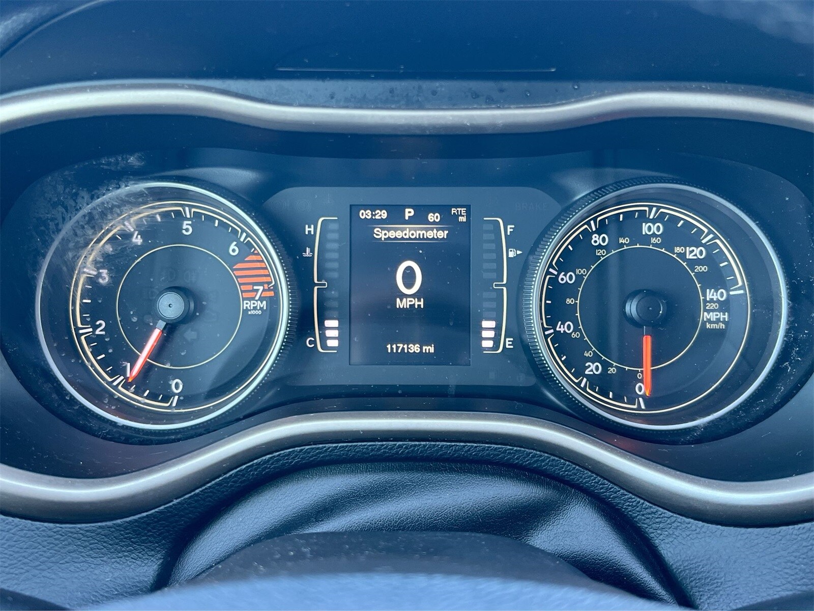 Thumbnail: 2016 Jeep Cherokee - 32