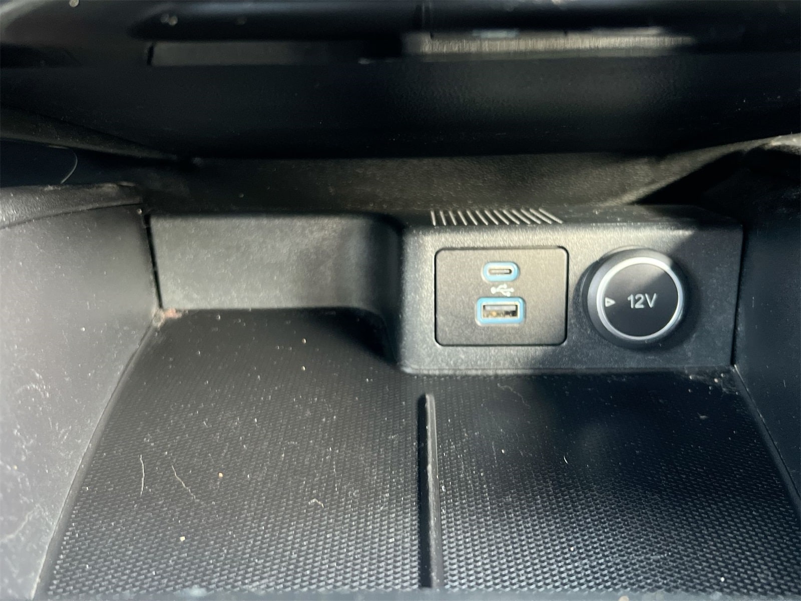 Thumbnail: 2021 Ford Escape - 31