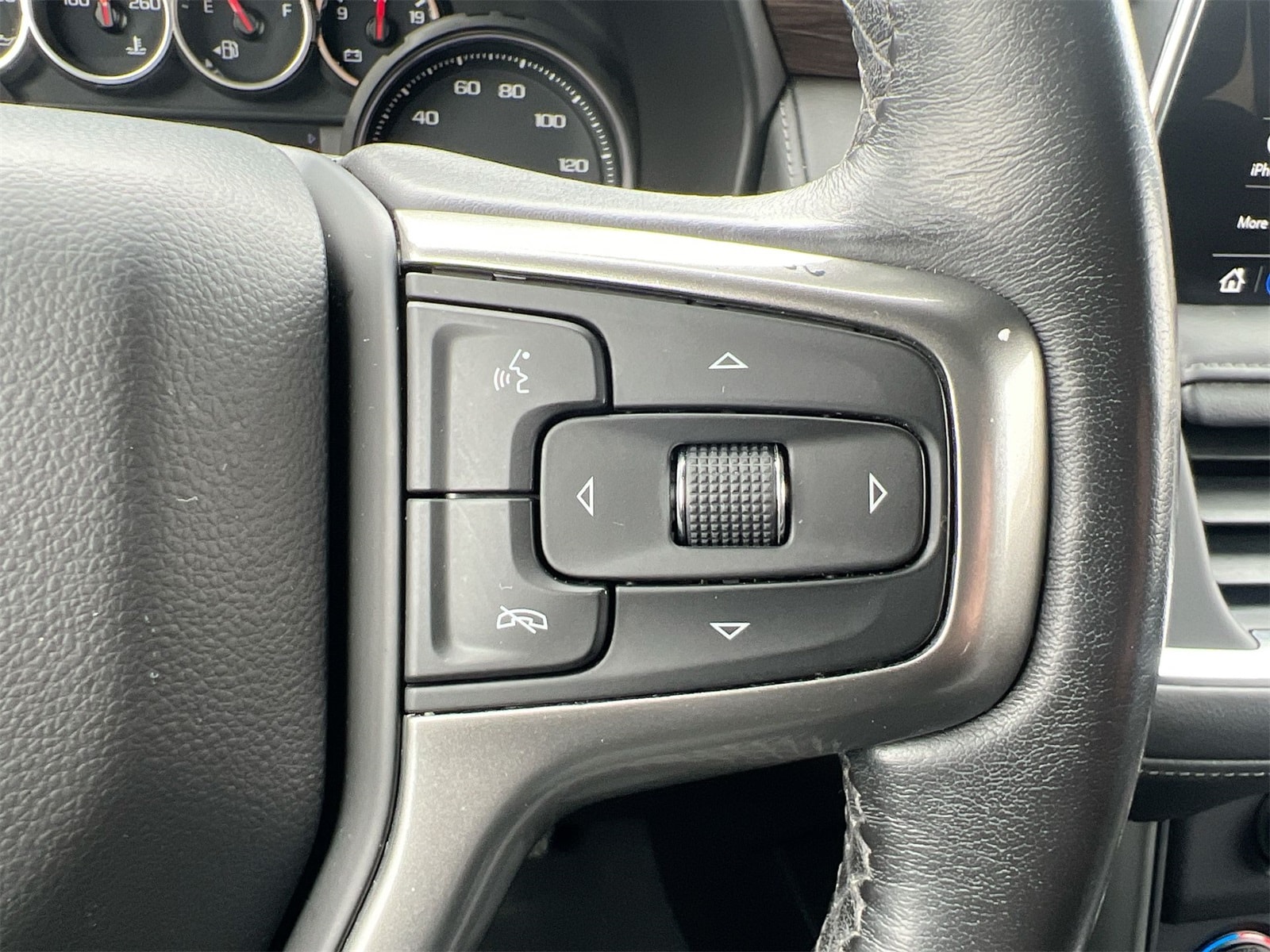 Thumbnail: 2021 Chevrolet Suburban - 24