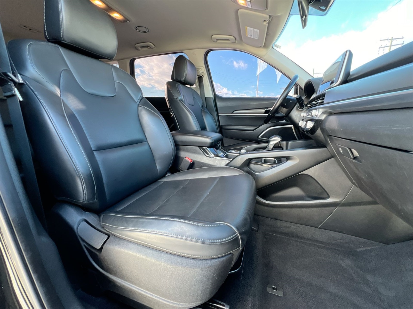 Thumbnail: 2022 Kia Telluride - 21