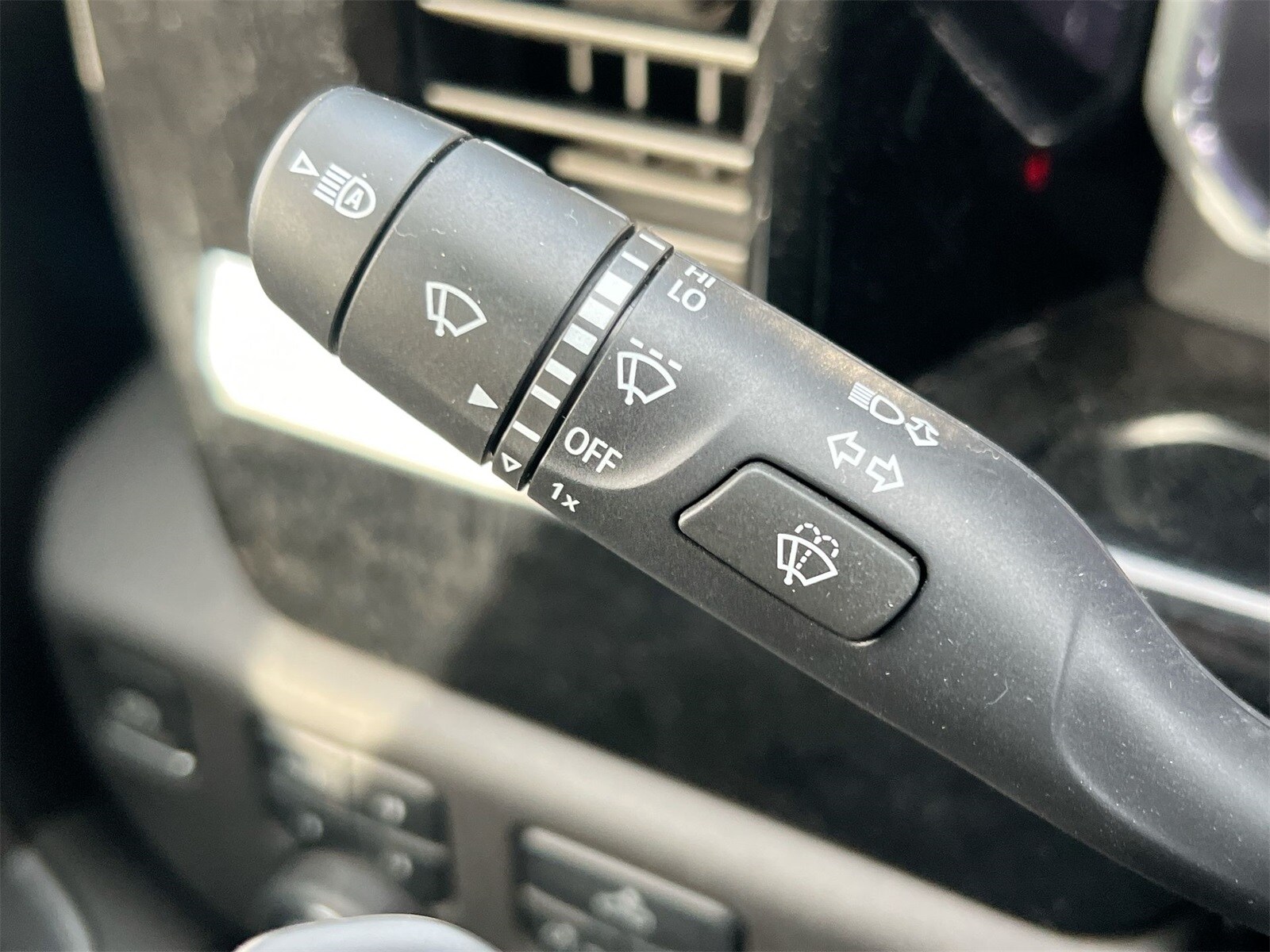 Thumbnail: 2022 Chevrolet Silverado 1500 - 25