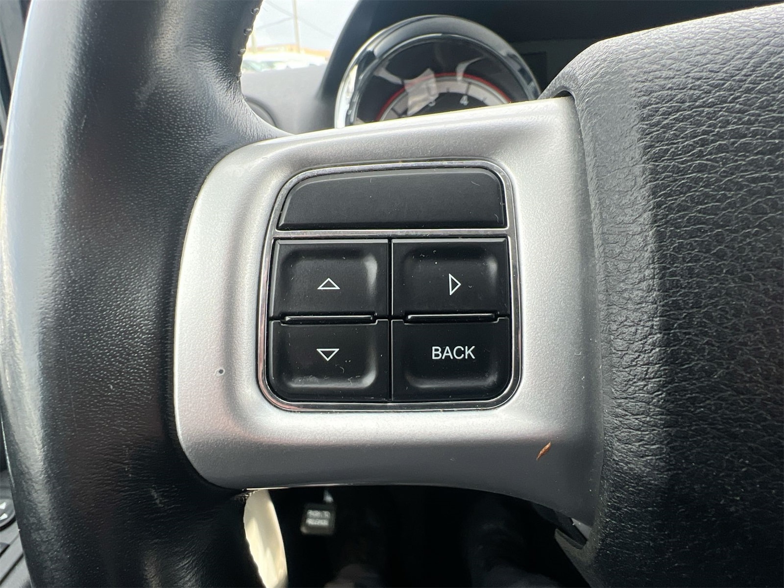 Thumbnail: 2018 Dodge Grand Caravan - 23