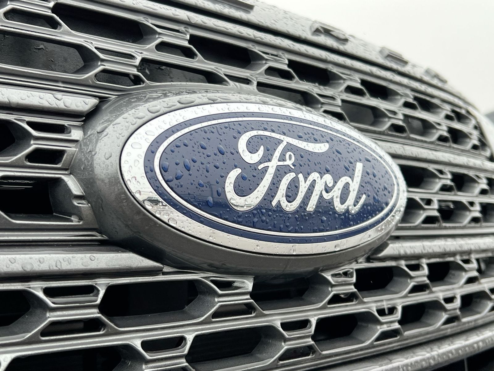 Thumbnail: 2023 Ford Explorer - 13