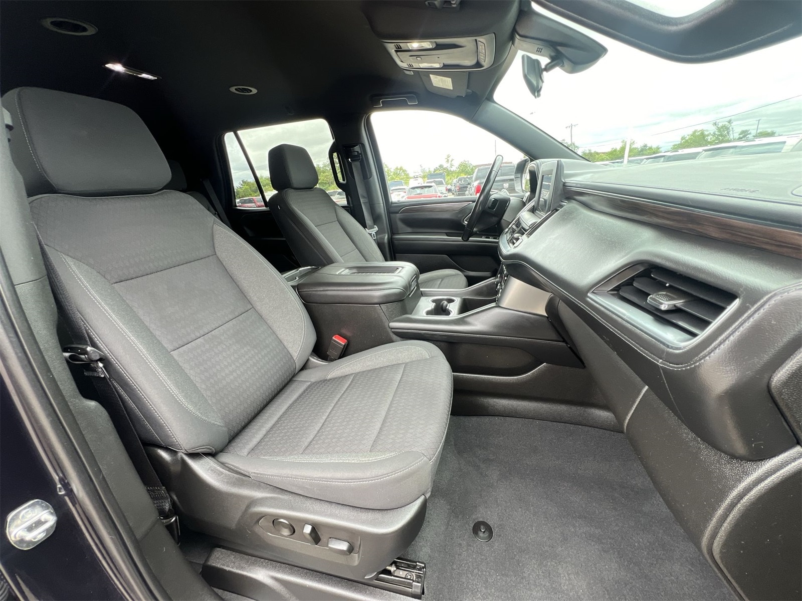 Thumbnail: 2022 Chevrolet Tahoe - 22