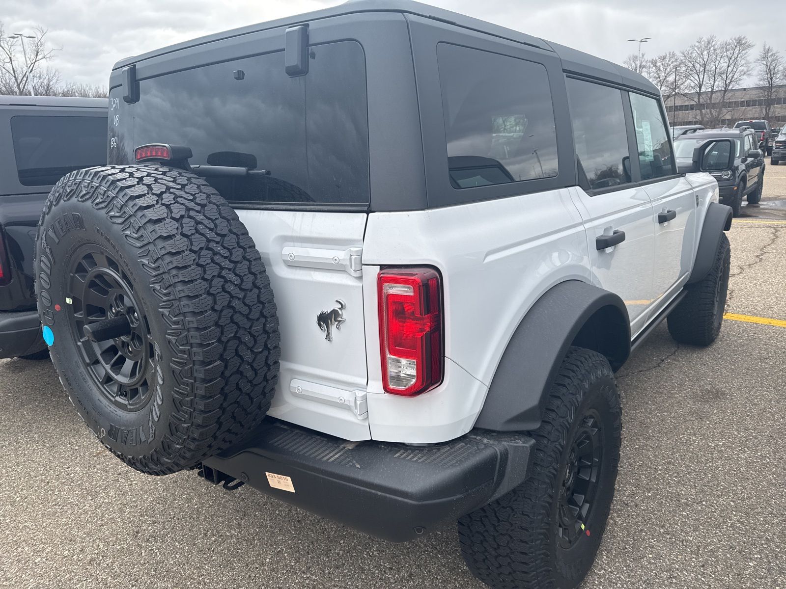 Thumbnail: 2026 Ford Bronco - 10