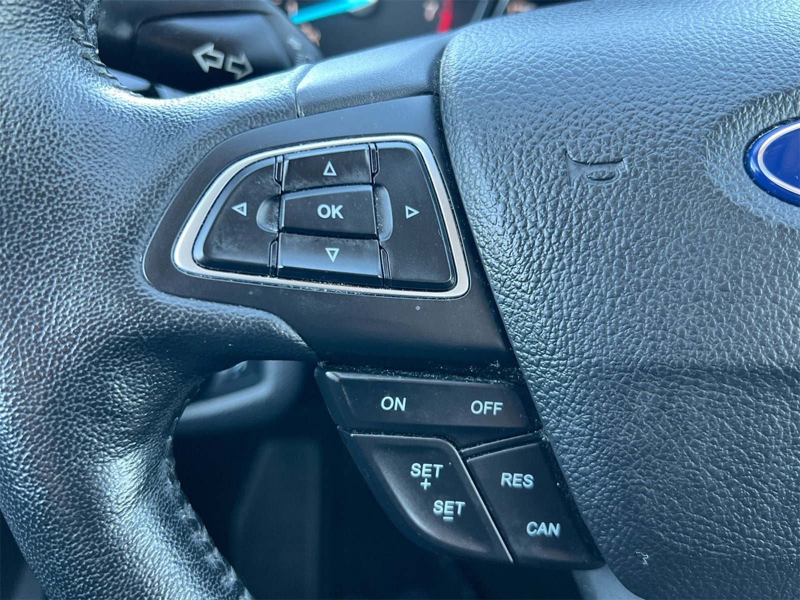 Thumbnail: 2019 Ford Escape - 24