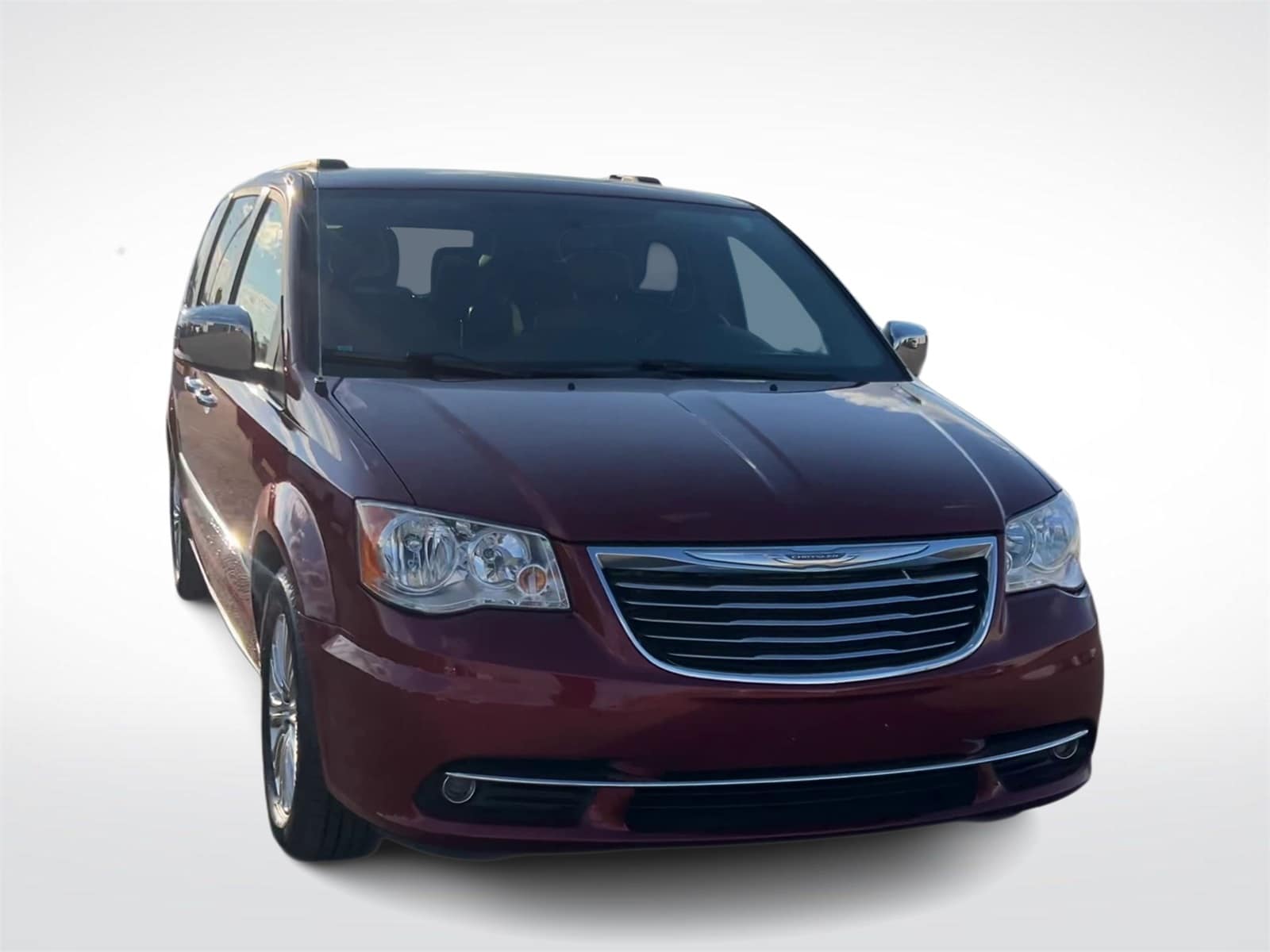 Thumbnail: 2015 Chrysler Town & Country - 3