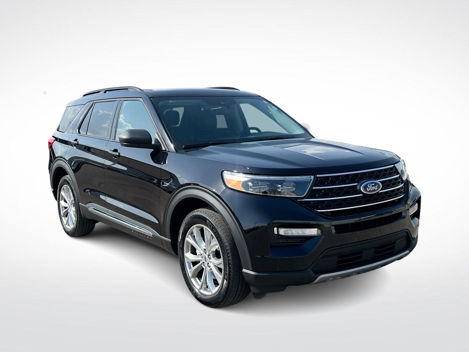 Thumbnail: 2024 Ford Explorer - 2
