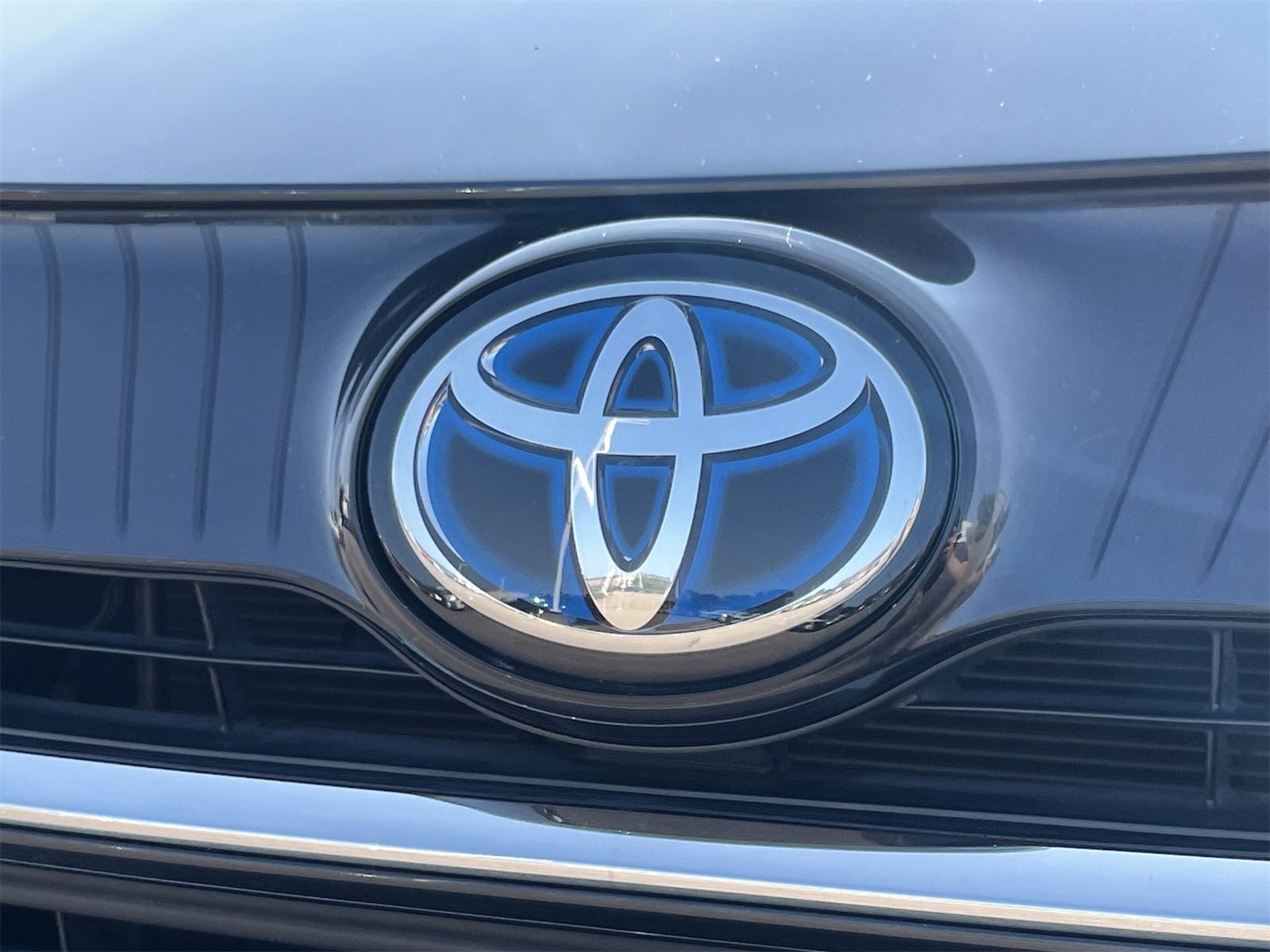 Thumbnail: 2021 Toyota Venza - 12
