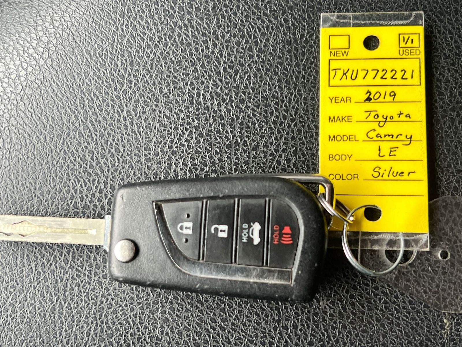 Thumbnail: 2019 Toyota Camry - 34