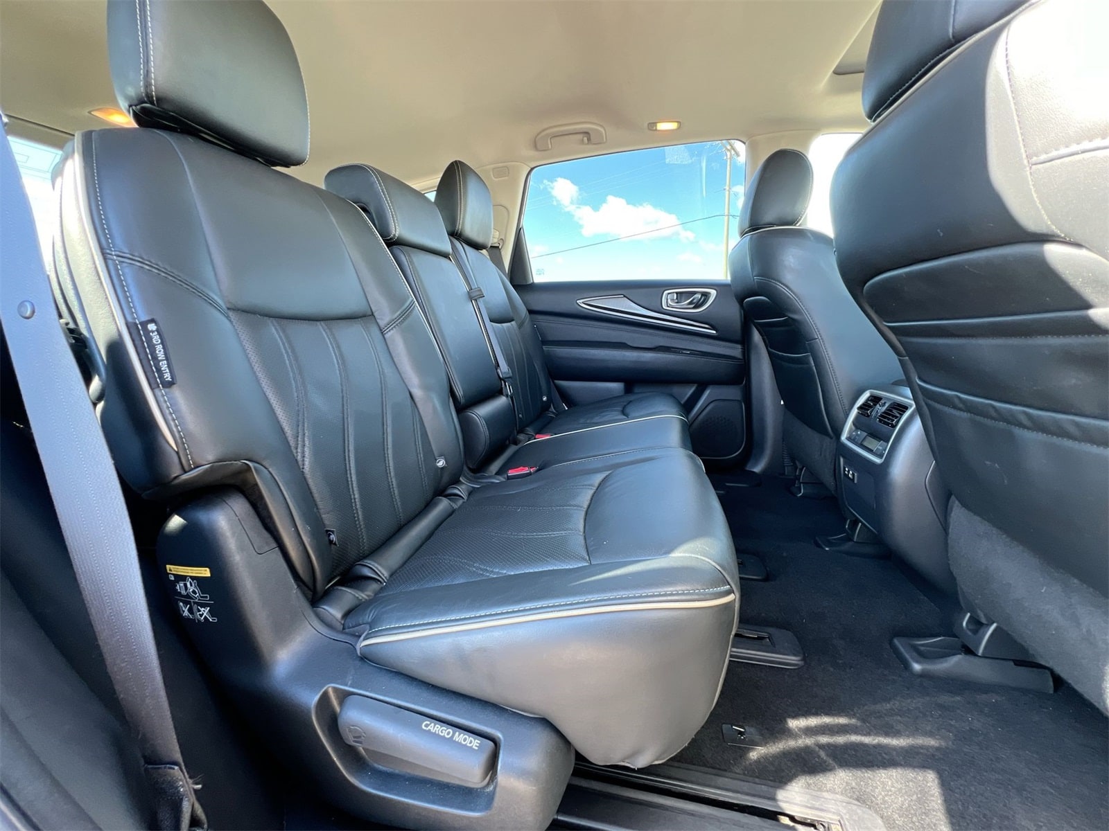 Thumbnail: 2020 INFINITI QX60 - 21