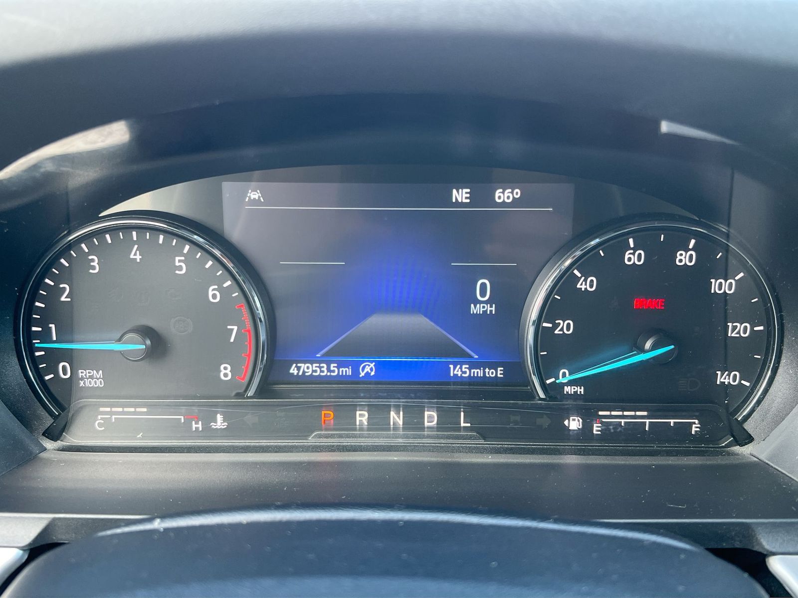 Thumbnail: 2022 Ford Explorer - 32