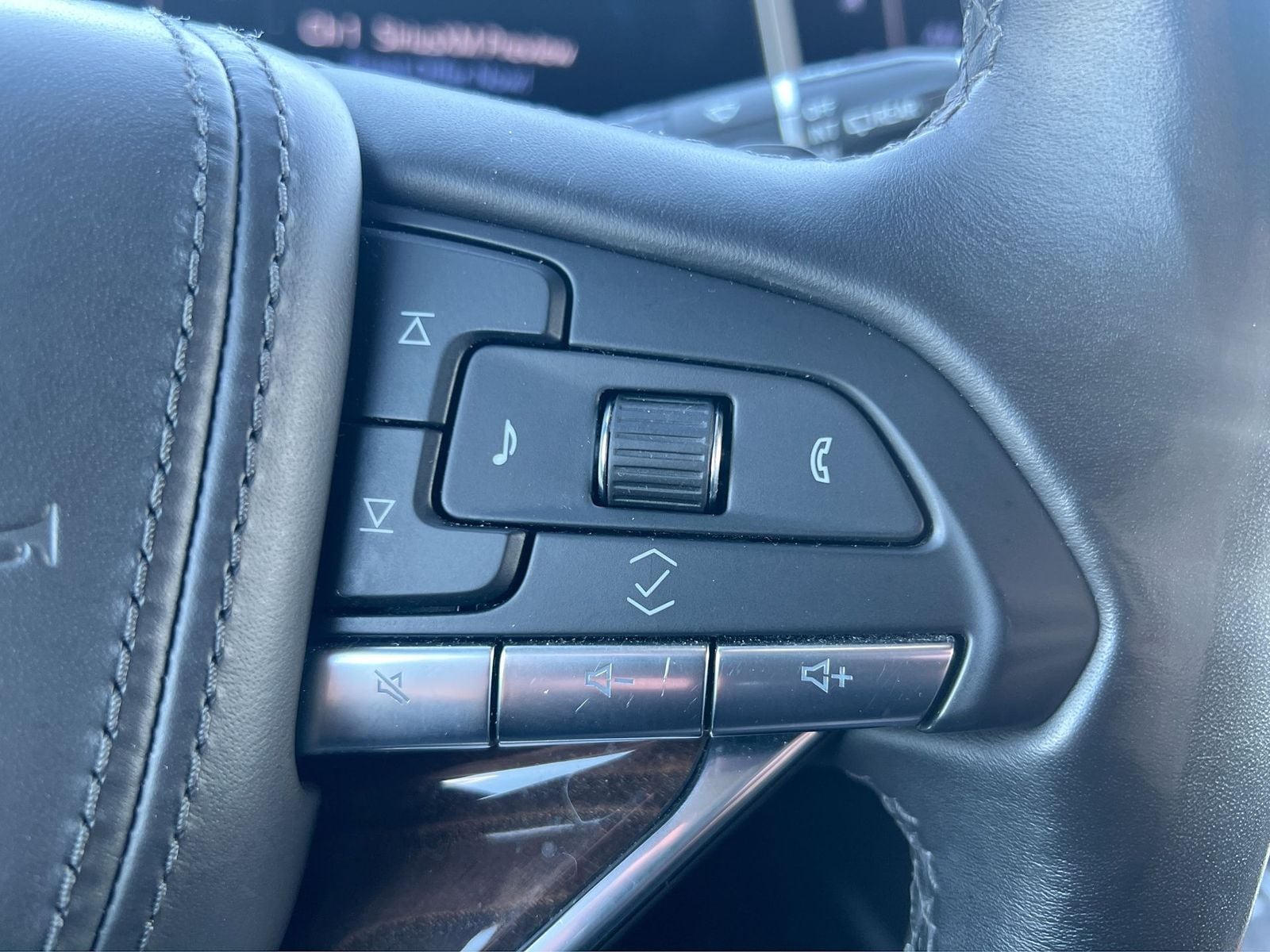 Thumbnail: 2023 Cadillac Escalade - 24