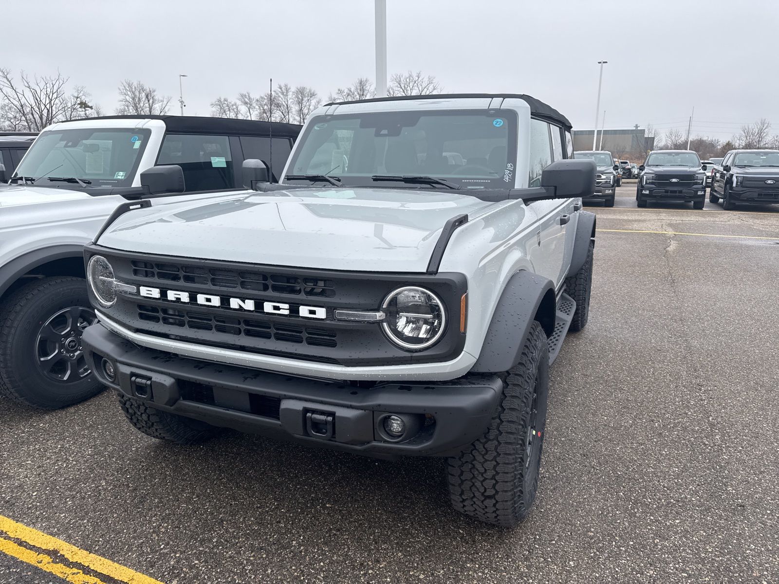 Thumbnail: 2026 Ford Bronco - 20